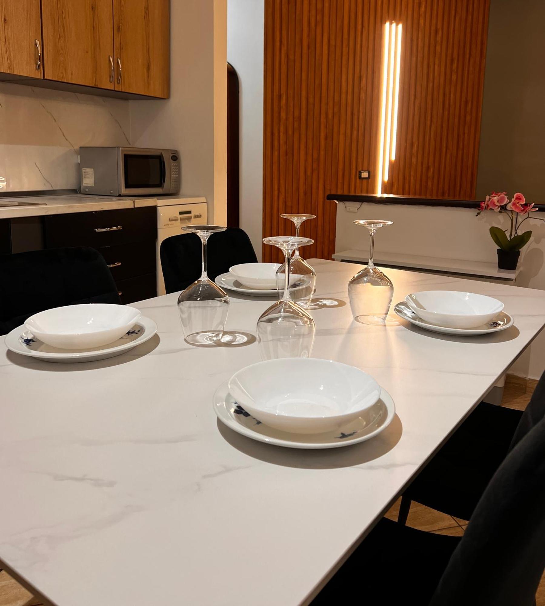 Legacy Loft 1 *